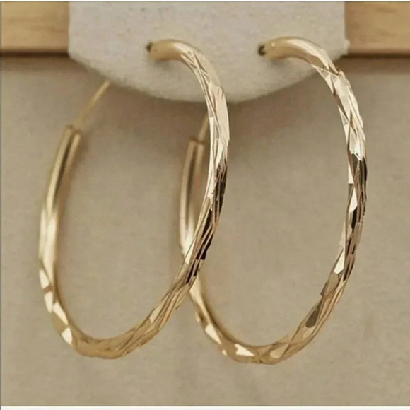 Jewelry - NEW 18K Gold Large Hoop Earrings Gold Textured Hoops